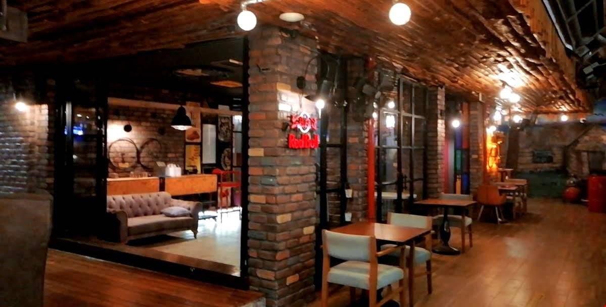 Voswos Garage Coffee Hotel Αττάλεια Εξωτερικό φωτογραφία
